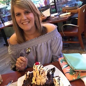 Meet your Posher, Sara